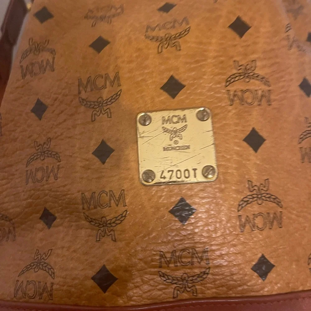 MCM Authentic Bucket Bag - Picture 6 of 9